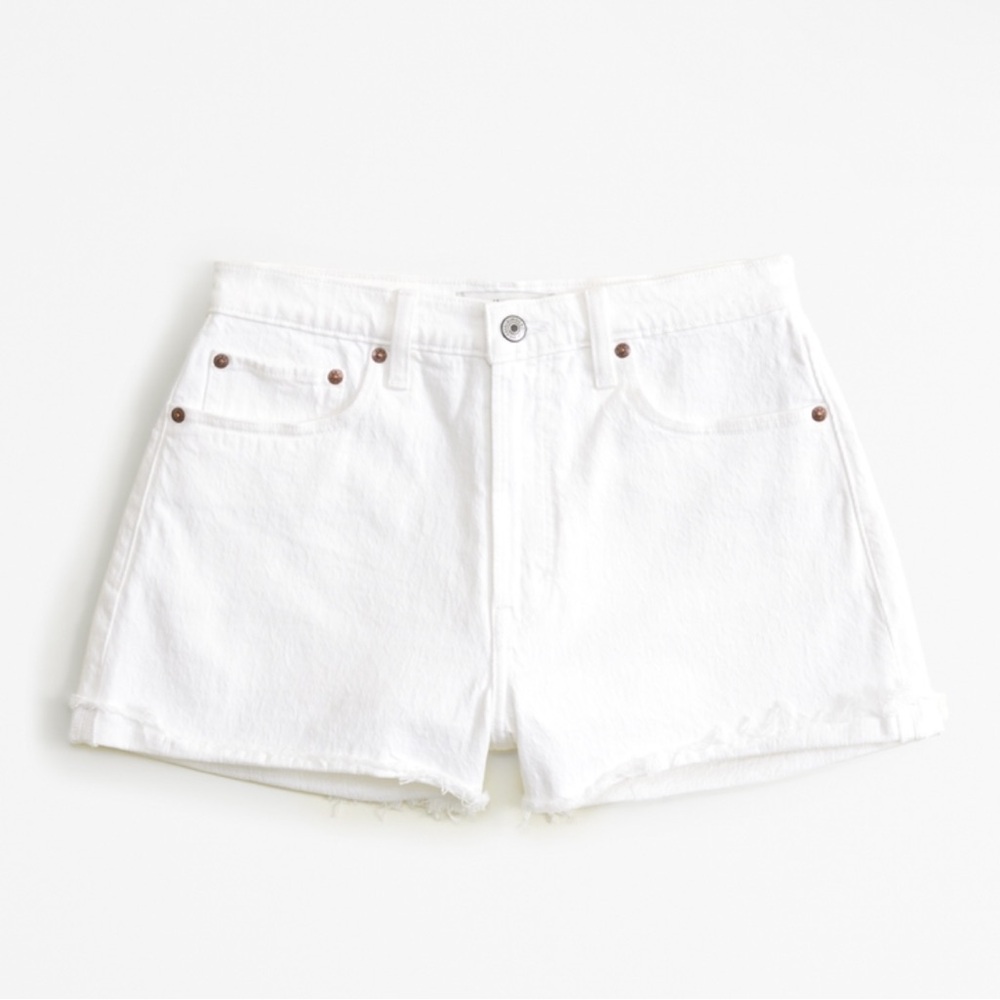Abercrombie the mom short -Mid rise & curve love - Picture 3 of 6